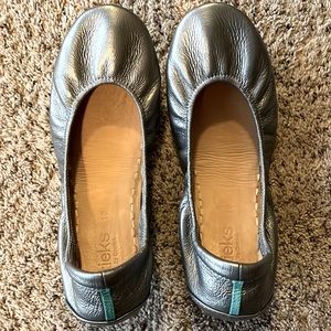 Metallic Pewter Tieks